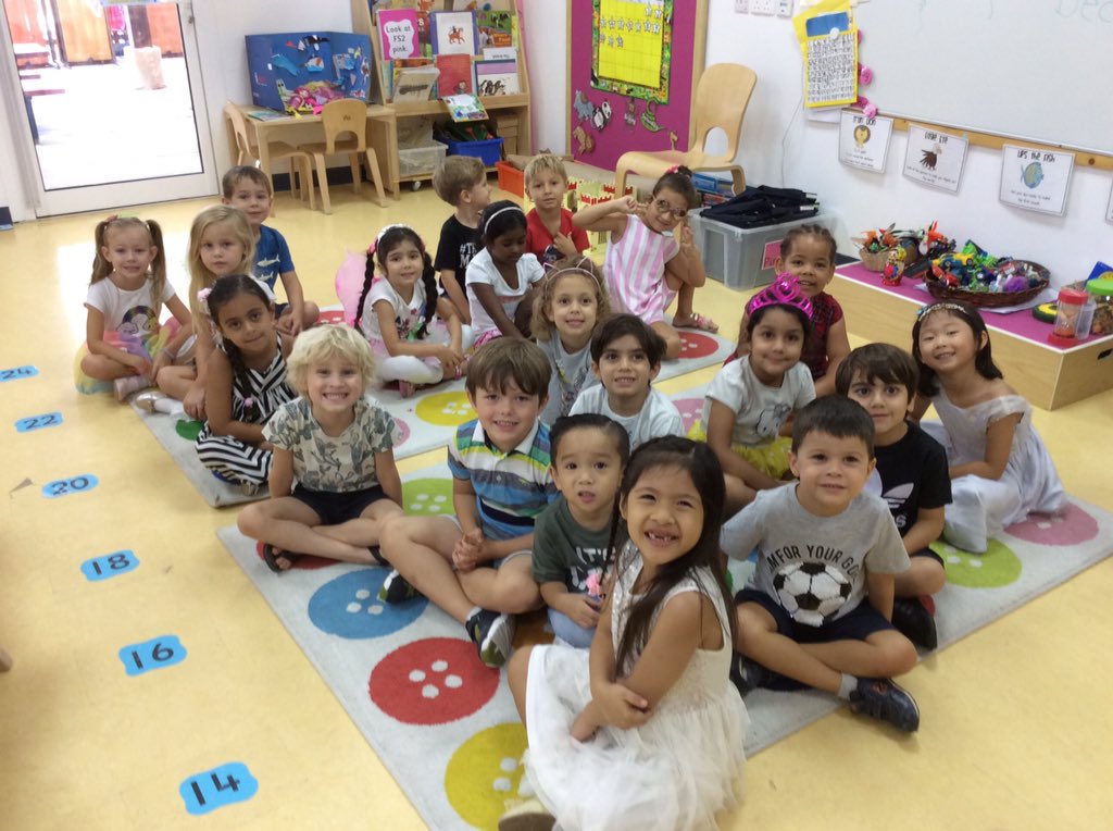 DBFFS2Pink's tweet photo. Enjoying our special friendships β€οΈ@DubaiBritish_FS #dbfinspired https://t.co/l28hTxdKdF