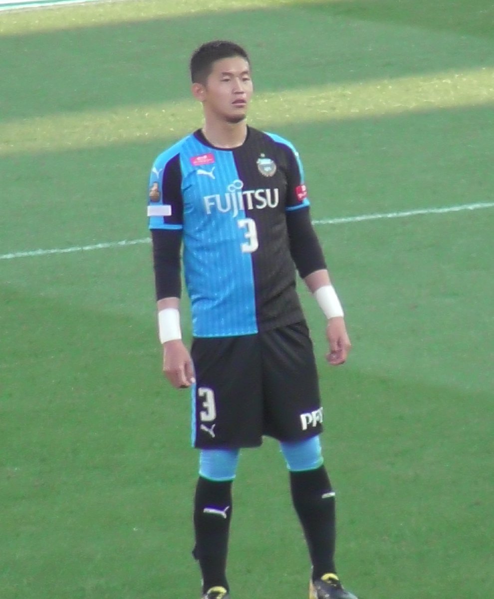 Hibariの翼 7の力 自由自在に空間を活かし空を制する フライングディフェンダー トーチャン 翼竜 ケツァルコアトルス 奈良竜樹 これは難しかった フロンターレのdfで空中戦が強いdfと考えたら奈良ちゃんになった 時空最強イレブン T