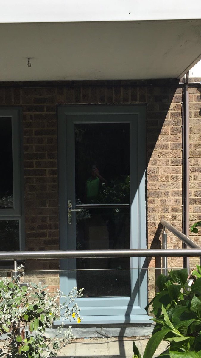 Sagewindowsuk's tweet photo. Special made light grey windows fitted yesterday 🙌 #windows #Hampshire #building #doubleglazing https://t.co/Y7cWySDL67