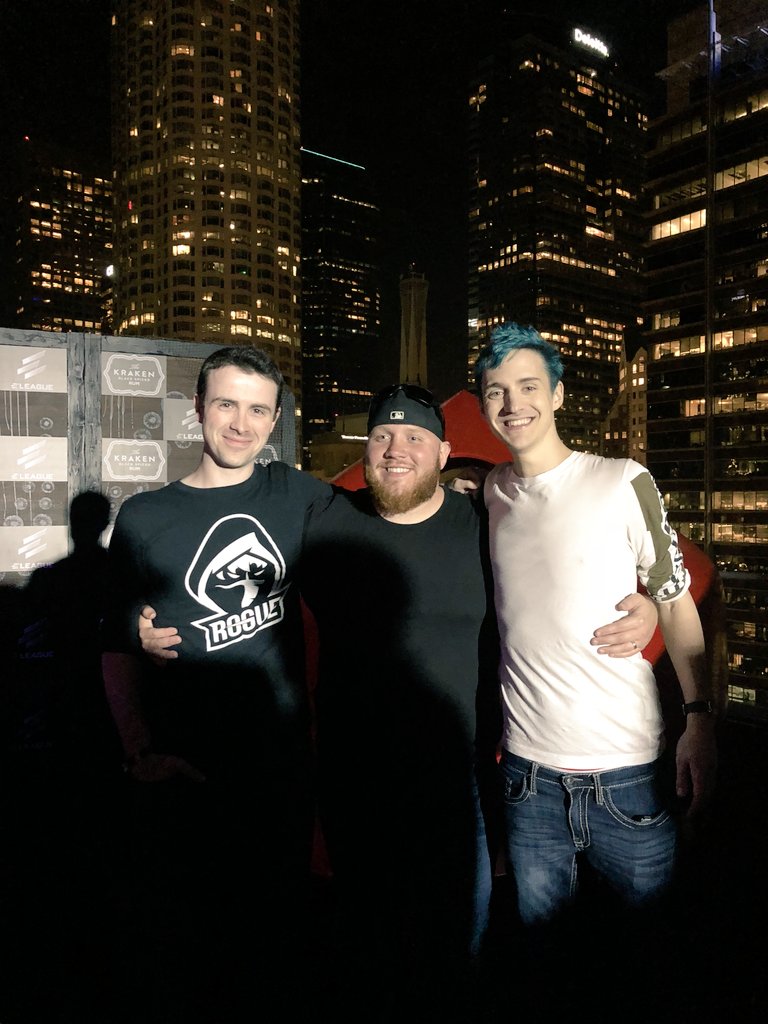 DrLupo's tweet photo. Leave it to @timthetatman to look at the wrong camera when it's go time w/ @Ninja. https://t.co/GK280Wo30H