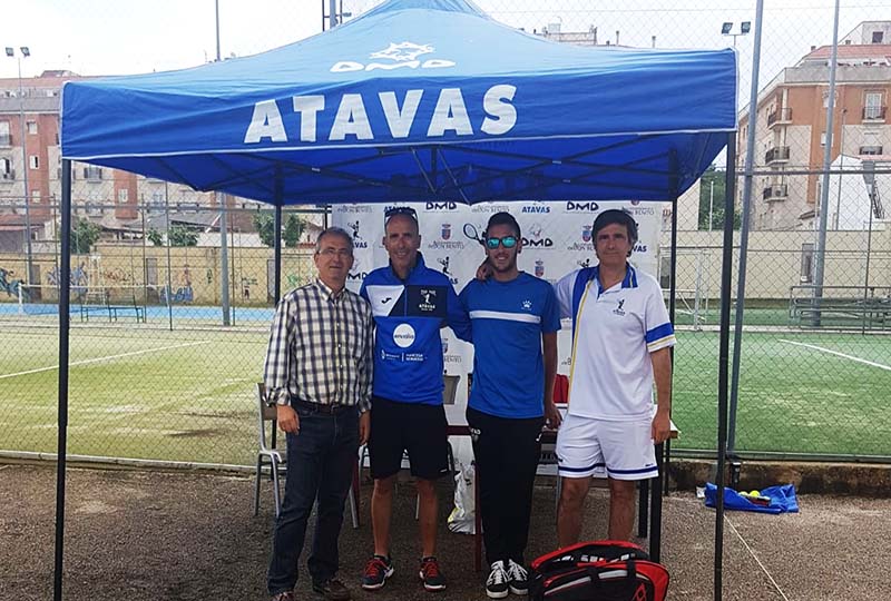 Area_Deportiva's tweet photo. PÁDEL: Brillante punto y final de los Judex de Pádel con la disputa del Master en Don Benito y Villanueva y organizado por @Atavas_1992 Con @fexpadel https://t.co/XGaCKhU3ni https://t.co/VQ5RR7yxo5