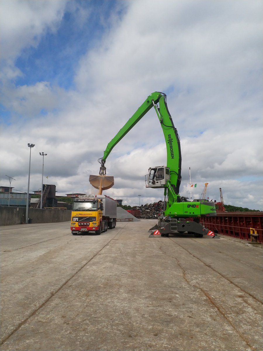 PortDundalk's tweet photo. M.V Hanoi arrived from France yesterday #dundalkport #dundalkharbour #hanoi #stevedoring #stevedore #ship https://t.co/u88KAwQgJq