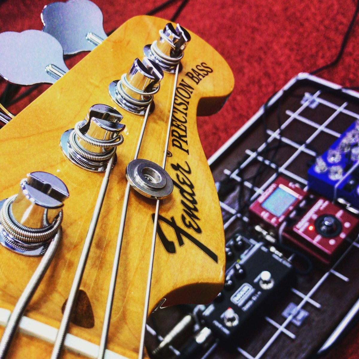 by_ps3's tweet photo. #FenderHead https://t.co/Yz4s7Bnci3