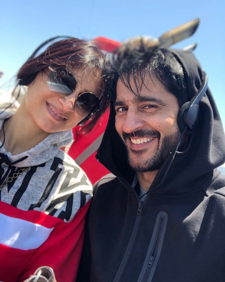 tentej's tweet photo. Travelling is our happy place!

#gaurihiten #lifeofght #vacationing https://t.co/HKcIjx1Il9