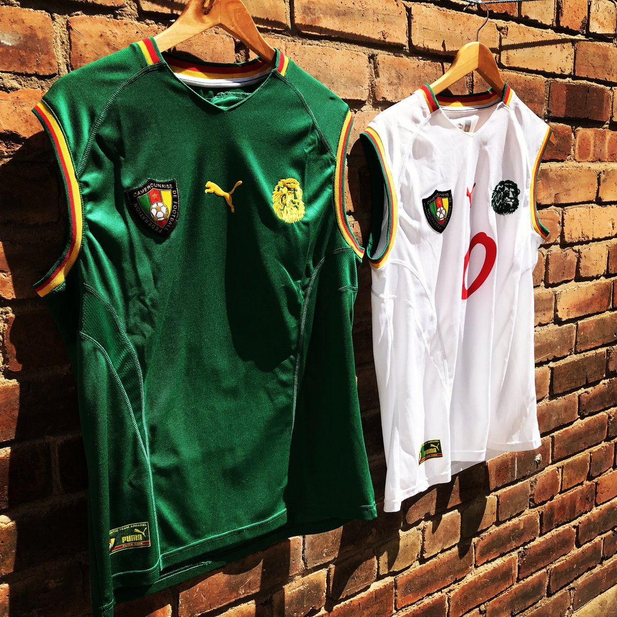 Eye-catching Cameroon sleeveless shirts from 2002, FIFA banned