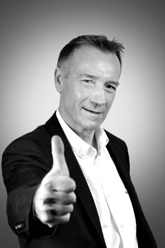 alterway's tweet photo. Sponsor de #drupagora2018 : @SylvainLejarre &amp; @t_deschatres présenteront nos métiers à 10h25.  Venez échanger avec eux le 14 juin, ils vous attendent https://t.co/ejBgEhFTk4  @Drupagora #digital #developpement #web #opensource https://t.co/7CdFmc59kc