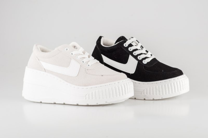 CalzadosGD's tweet photo. 👣👣 Modelo Jina 29,99€👣👣
La plataforma está de moda y con este modelo disfrutarás de ellas como nunca.
#Madrid #moda #shoes #plataforma #vans https://t.co/26nwAZ7FL7