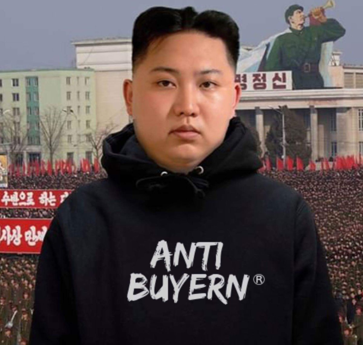 AntiBuyern's tweet photo. @realDonaldTrump 🤝 😅
#TrumpKimSummit #confeve #WorldCup https://t.co/vXmoxLRtcn