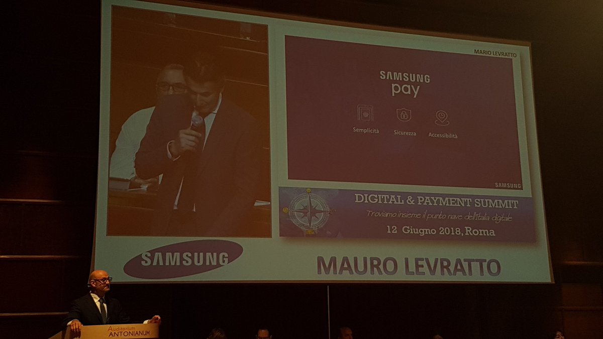 R_Garavaglia's tweet photo. "Un euro speso in contanti è solo un euro, se speso con uno strumento di pagamento digitale 'vale' molto di più".
 #MarioLevratto @SamsungPay #DigitalPaymentSummit 

È il dato, bellezza ...😑 https://t.co/nnDluOYn8K