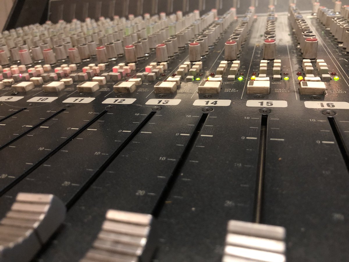 BonaFideStudio's tweet image. We have an extensive knowledge and experience in #multitracking #vocals &amp;amp; #livebands. Big #liveroom, wide range of #microphones, free parking  
Book your free consultation today.
02088839641