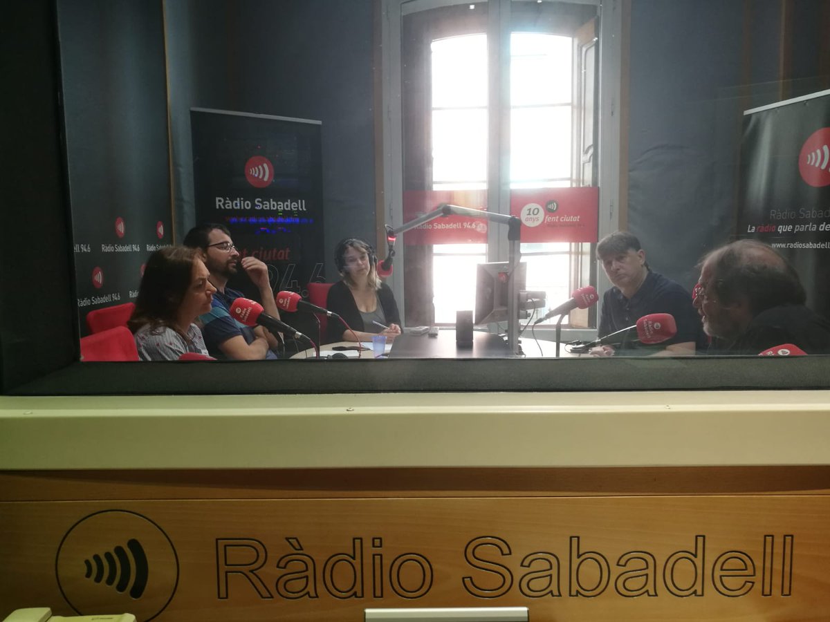RadioSabadell's tweet photo. ⏰11h 🎙️#ALMatí 
#ProjecteSABA🆘@InsValles #FerranCasablancas @ciposccl @AndiDownSbd @CreuRojaSBD @caritasdtr
Com el Vallès no hi ha res🌄#PedraSeca @boschcardellach 
Festes Majors:🎊#CentreMercat🎉#CanRull🥂#PobleNou🍾@favsbd
https://t.co/3gfxpIyXef https://t.co/Eb3i5f2Q1I