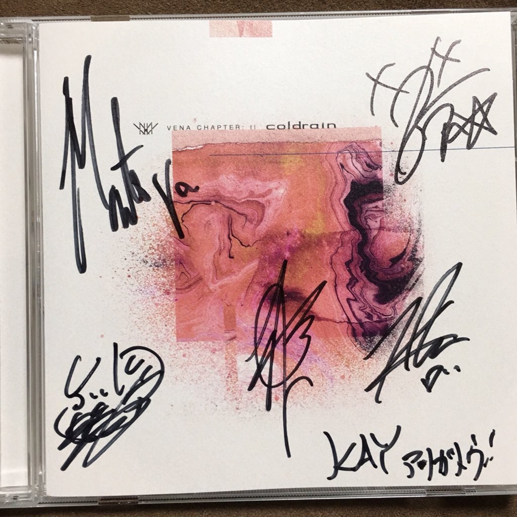 KamiKayZabsuke's tweet photo. #coldrain
#anotherdecadeintheraintour2018
#リクエスト
#coldrain熊谷
#borntobleed
2016年帰国後すぐに東京で開かれた握手会でりょーさんから「クッソ懐かしい」という言葉だけ貰い、その後かつまたんとマサト乱入し、かつまたんの通学時のお話戴いた、あの時の…
今も特別な1曲☺️💕 https://t.co/QLuImyx2ow