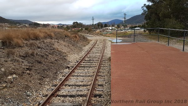 SaveGNR's tweet photo. Ideas for simple but effective platforms for halts at attractions on a reopened Great Northern Railway, north of #Armidale. See our post:
https://t.co/af0Lq5sVDZ

Bikes can even be load / unloaded from trains!
 
#nswpol #auspol
#NoNERT
#FixNotRipRails
#BringBackTheTrains https://t.co/SK8vJveXUs