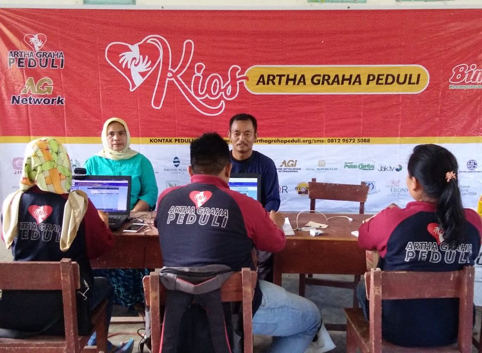 AndyZuliandi's tweet photo. Pasar Murah adalah salah satu wujud kepedulian Artha Graha Peduli dalam berbagi dengan masyarakat yg kurang mampu.
🤝🤝🤝
@agpeduli
@Pasifik_Agro
#AGPeduli
#PasarMurah
#PasarMurahAGP https://t.co/an5ERQleQR