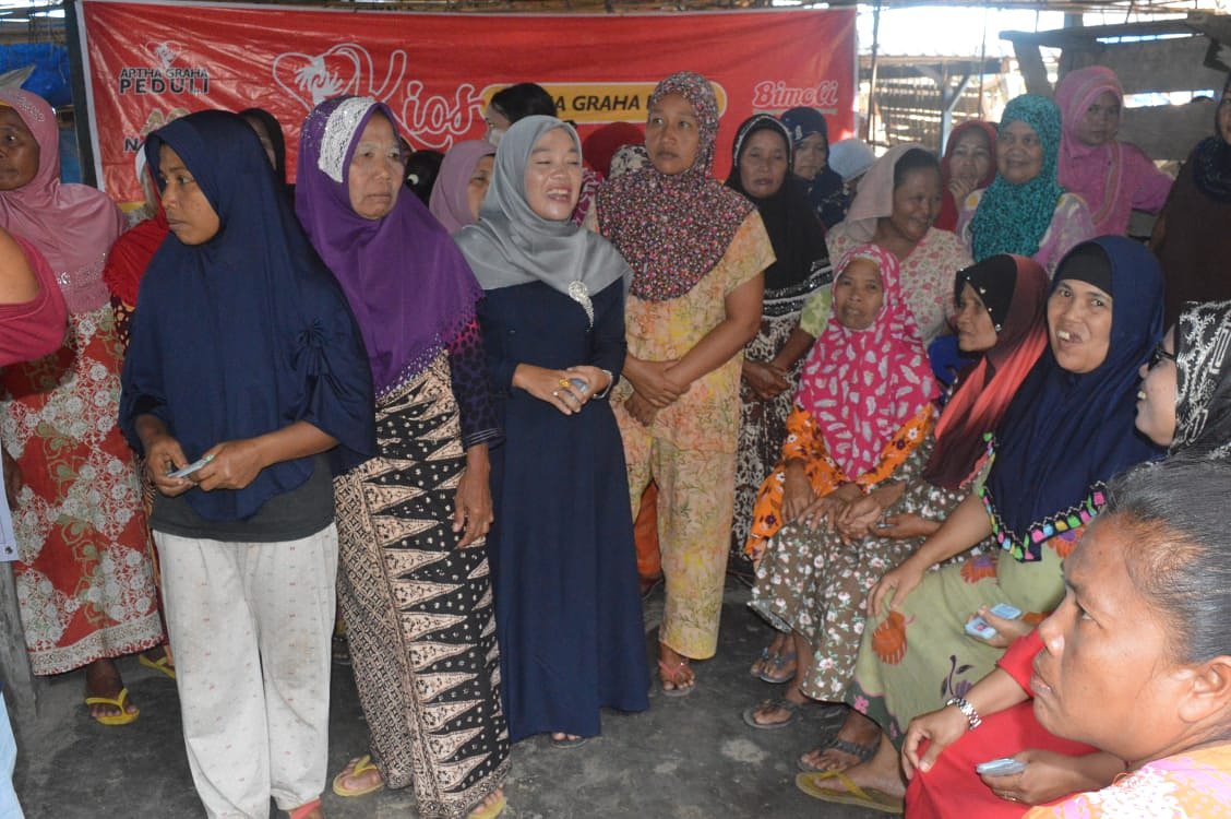 AndyZuliandi's tweet photo. Pasar Murah adalah salah satu wujud kepedulian Artha Graha Peduli dalam berbagi dengan masyarakat yg kurang mampu.
🤝🤝🤝
@agpeduli
@Pasifik_Agro
#AGPeduli
#PasarMurah
#PasarMurahAGP https://t.co/om0WxbwUP9