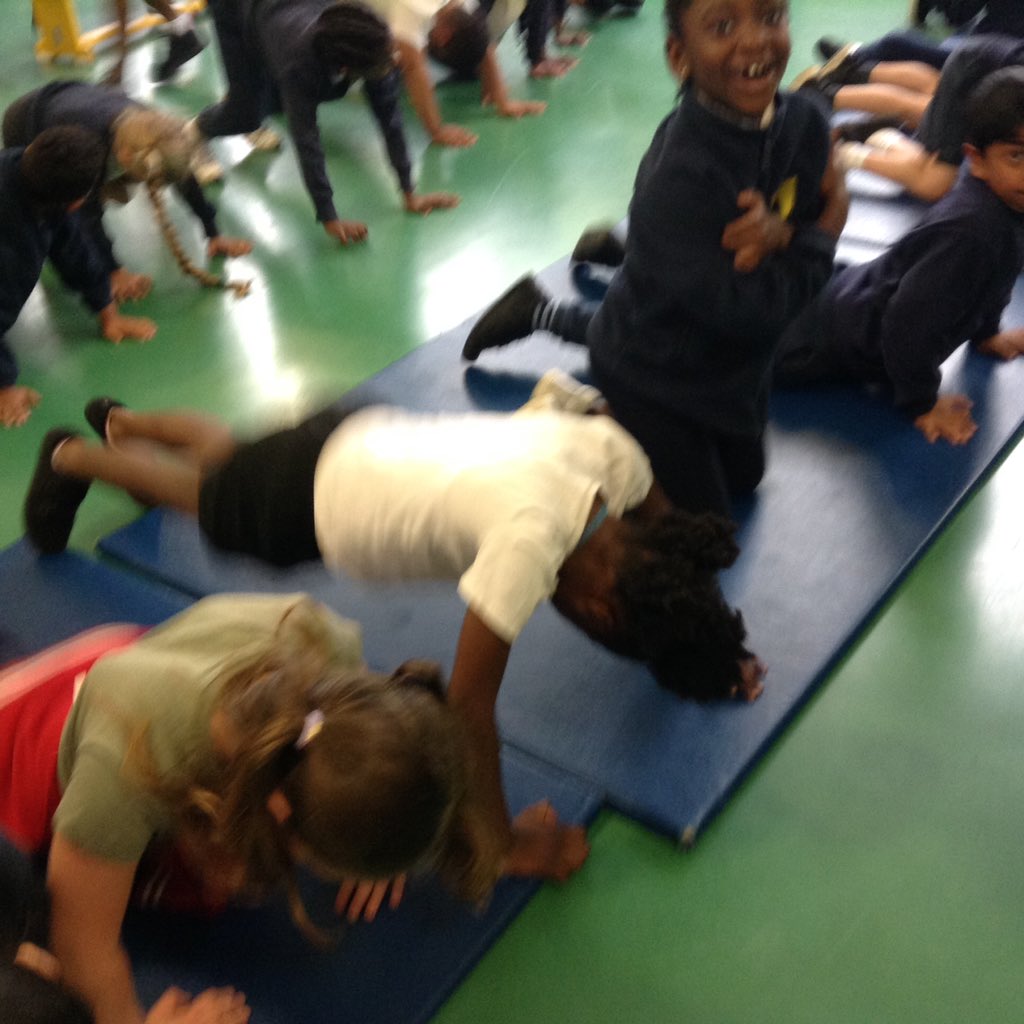 RFitzroyAcademy's tweet photo. Thank @Serita44 and @sportsfs for a great circuit session this morning. #SaffronClass had a great time! https://t.co/IB2i68dtmq