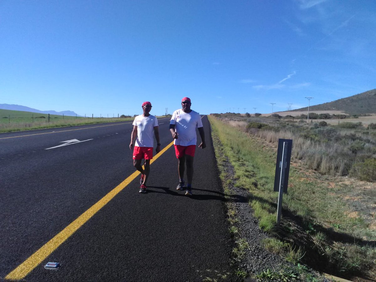 MercyMarathon2's tweet photo. Yesterday we left Swellendam heading to Riviersonderend @AIRMERCYSERVICE. https://t.co/5o35vmLlyN