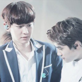 maybe if i knew why chanyeol keeps looking at kyungsoo like this my life may or may not be easier