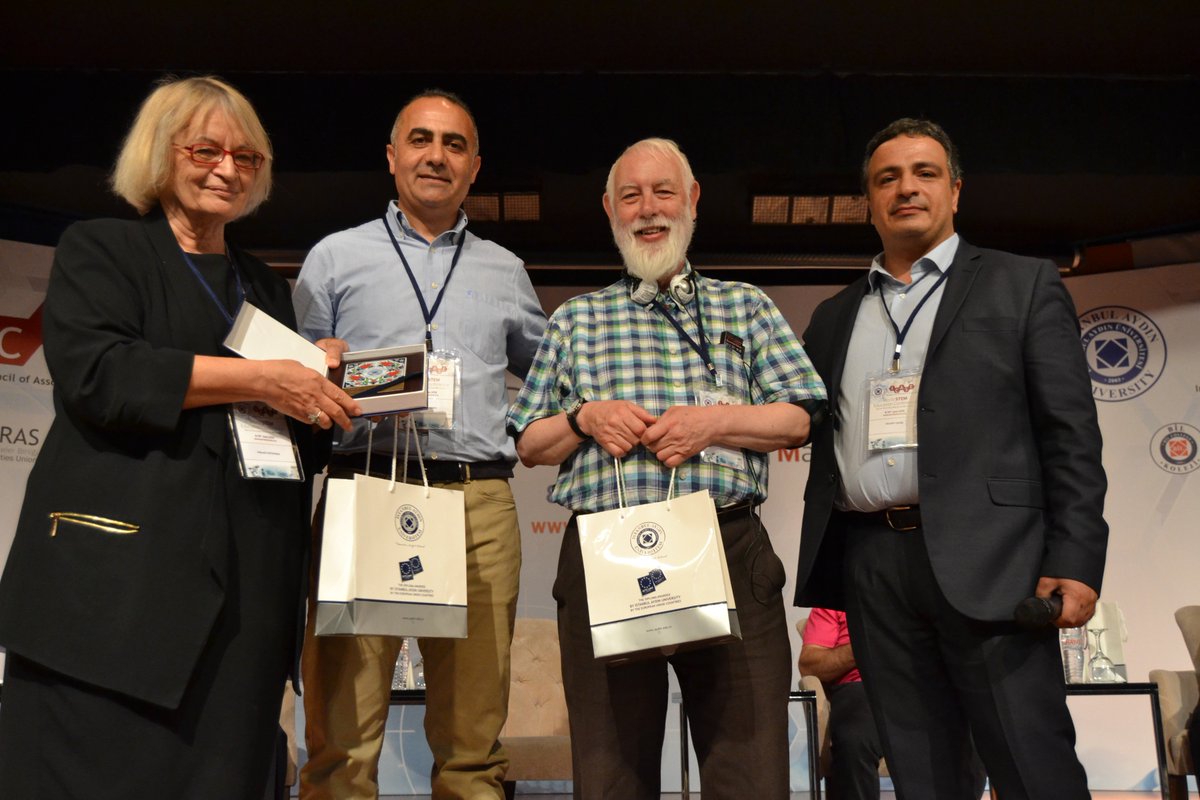 EgitimIau's tweet photo. World STEM Education Conference'ın 1. gününde Dr. John Oversby'in moderatörlüğünde gerçekleşen Perspectives on STEM Education konulu panel konuşmacıları  #wsec2018 https://t.co/i46QyK2Z69