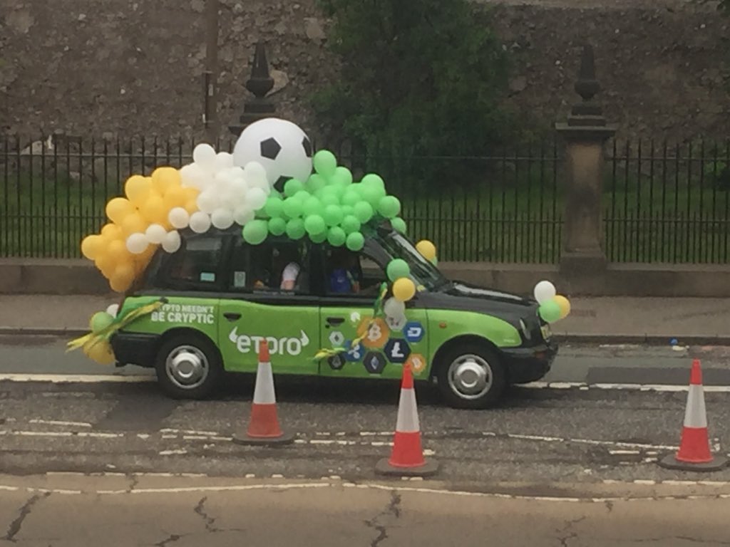 carerepairedin's tweet photo. Great view of the #kidsouting from @carerepairedin window! Looks like great fun and Tam got a soaking! https://t.co/JLdxdJzet2