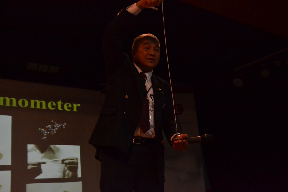 EgitimIau's tweet photo. World STEM Education Conference'ın 1. gününün sonunda How to Motivate Students for STEM Learning konulu heyecan verici gösterilerle dolu keynote sunumu ile Tayland'tan gelen konuğumuz Dr. Janchai Yinprayoon. #wsec2018 https://t.co/r3eUddhBHM