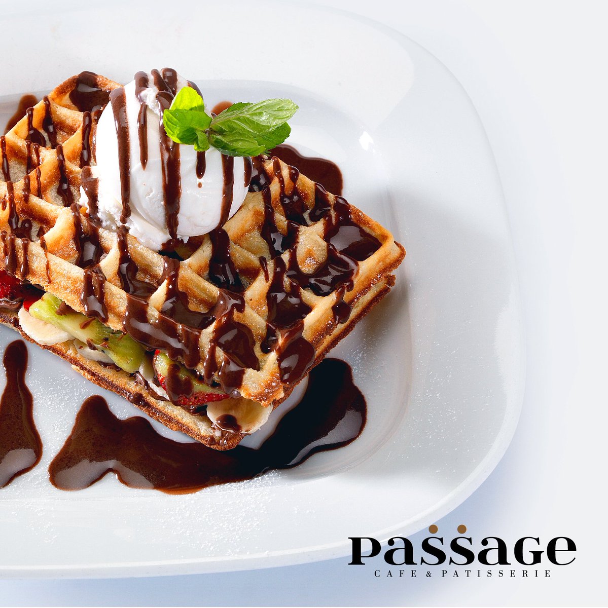passageesk's tweet photo. Passage'da tatlı bir mola ❤️ #afiyetolsun👌 #eskişehir #passage #mutfak #worldmeal #waffle #food #desserts #yum #yummy #amazing #instagood #instafood #sweet #delish #foods #delicious #lunch #mutlakayemeli #aciktim #dublincafeirishpub #mamülpastaveekmek #3dorganizasyon https://t.co/e5GSEpCDkx