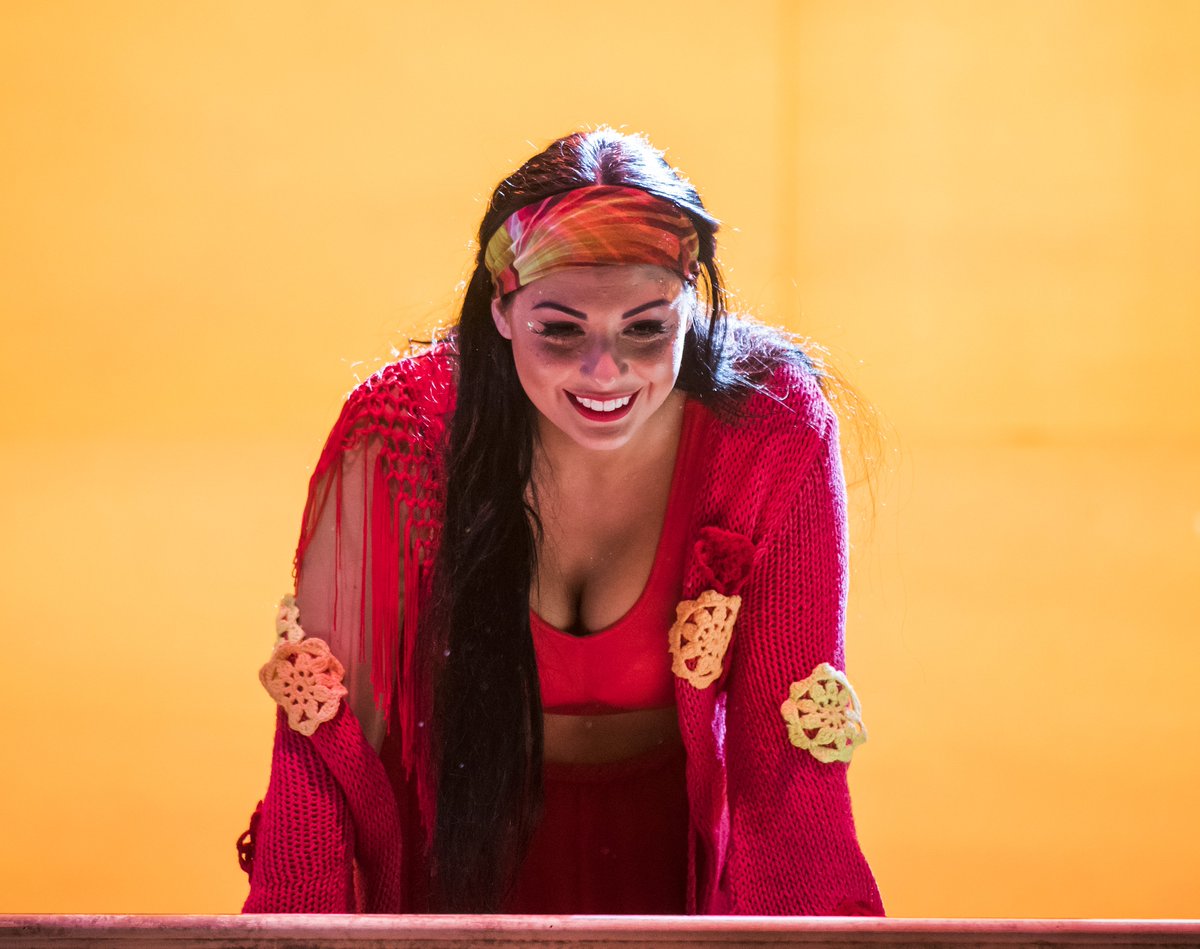 Trioperas's tweet photo. #Carmen gazes at the handsome #Toreador as he prepares for the #Bullfight. #TriOperas – Now showing at the @peacocktheatre.

Book Tickets: https://t.co/r1y3EKDh9v https://t.co/JJJiLKn3gL