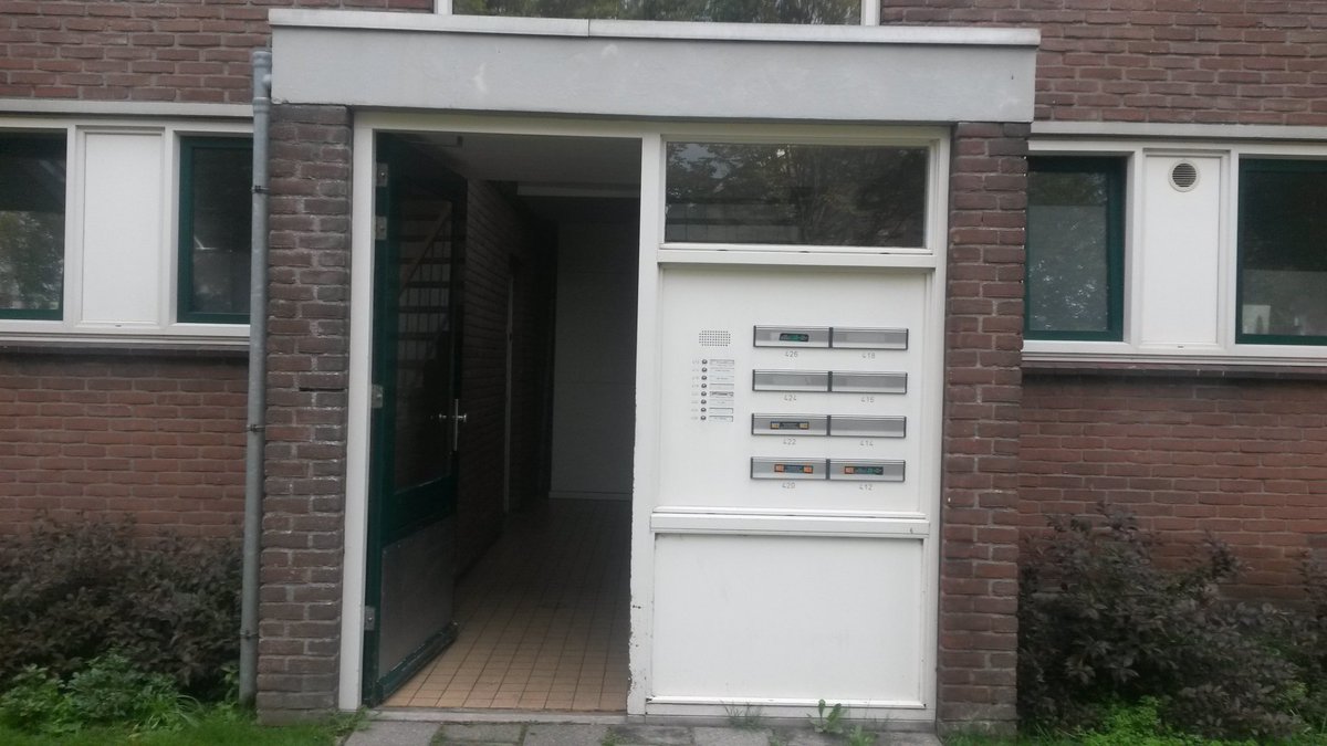 BOUWEXPERT's tweet photo. Onlangs opdracht gekregen van opdrachtgever in Zwolle, herstel: vochtprobleem, houtrot, schilderwerk, voeg- en metselwerkherstel. https://t.co/2tATwEG0nL