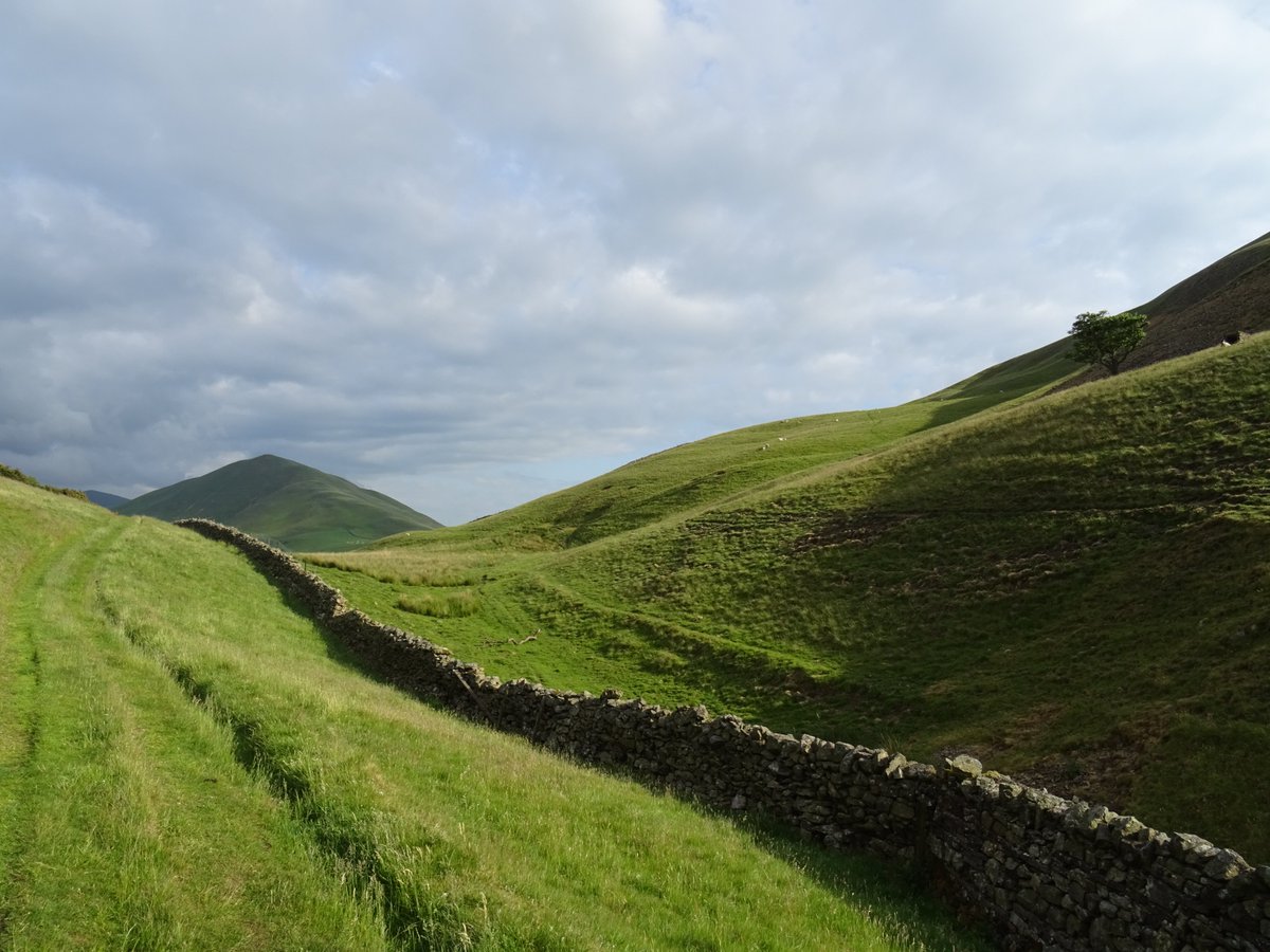 VisitUpperEden's tweet photo. A trip back to the #GoodOldDays and wonderful #ChildhoodMemories of growing up around the #EdenValley, family #picnics behind #KnockPike Grandad #Ticklingfish in Swindale Beck, climbing #DuftonPike on #Auntiesfarm and hours playing at #Rutterforce #Theresnoplacelikehome 😍 https://t.co/cabY8xC5XQ