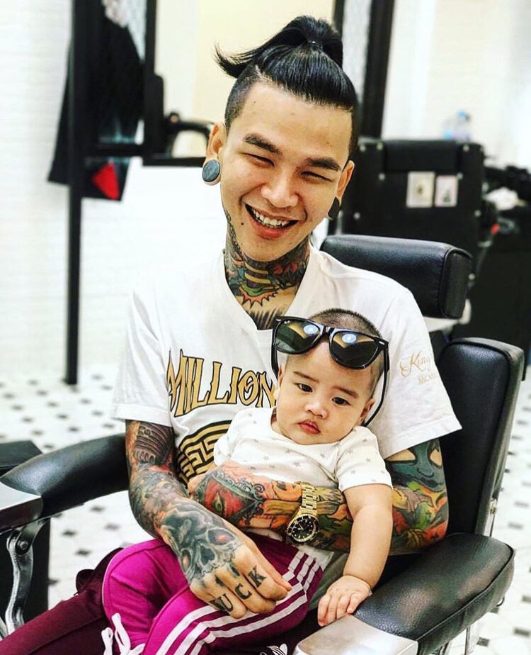 TTtualekTT's tweet photo. แอบส่อง IG พ่อต้น #GT ถ่ายกับลูกแล้วดูละมุนสุด น่ารักมากเว่ออออ 
#SMTMThailand https://t.co/jXD2sJ4gNM