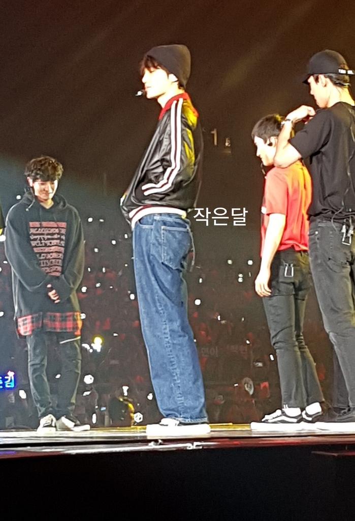 i'm just tryna admire jongin but sure chansoo go off right in front of me with that whipped shit(fr tho look how glorious jongin looks here jsksksk)