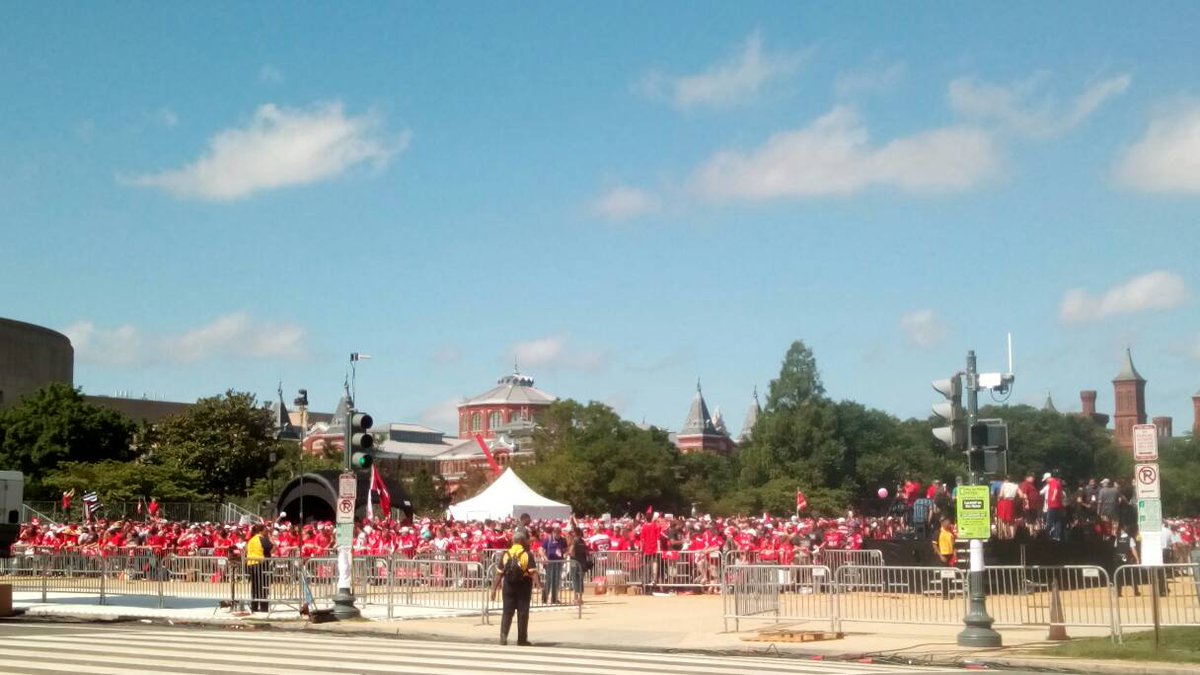 LawEnforceMoms's tweet photo. CAPITAL PARADE TUES, 6/12 @ 11am Parade starts at Constitution Avenue &amp; 23rd St NW  near the Lincoln Memorial then Constitution Ave to 7th St NW, with rally on the Mall plus event stage @ 7th St btw Madison &amp; Jefferson Drives #capitals #washington #stanleycup #2018championship https://t.co/25ICwUmzDt