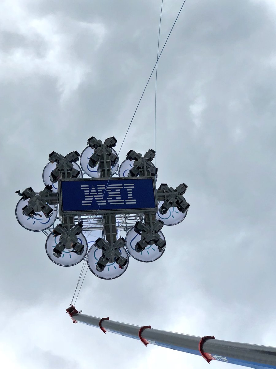 Fantastic idea! The #IBM #cloudlifter <a href="/cebit/">Cebit</a> 🚡 see you in Hannover today! #cebit18 #proudIBMer