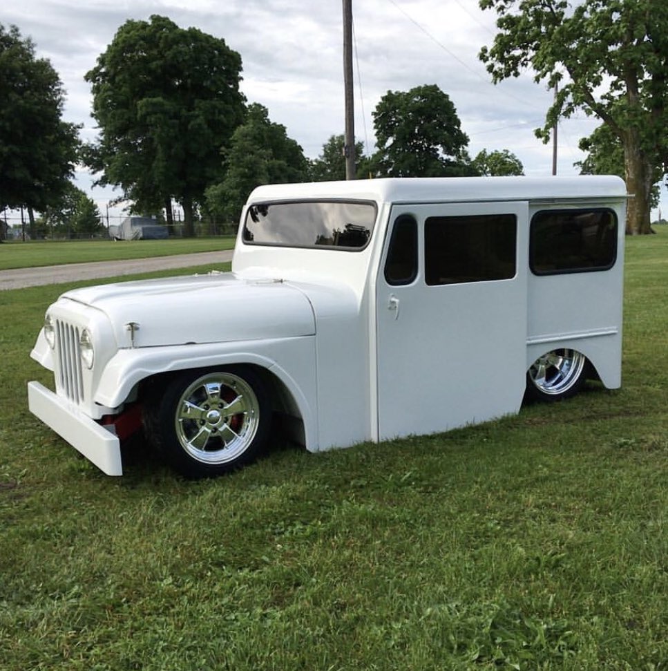 WienerSpeed's tweet photo. This shows that the hot rod world is growing.  This is a #repost but I had to share. 

#mailjeep #slammedtrucks #carshows #hotrods #garagebuilt #icebox #haulingthemail https://t.co/iNBXZIIanE