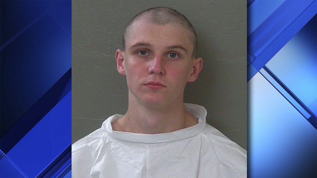 Florida teen stabbed his elderly neighbor, took her credit cards and left her for dead. bit.ly/2y5eWan?utm_so… https://t.co/3ZPV6a4J6H