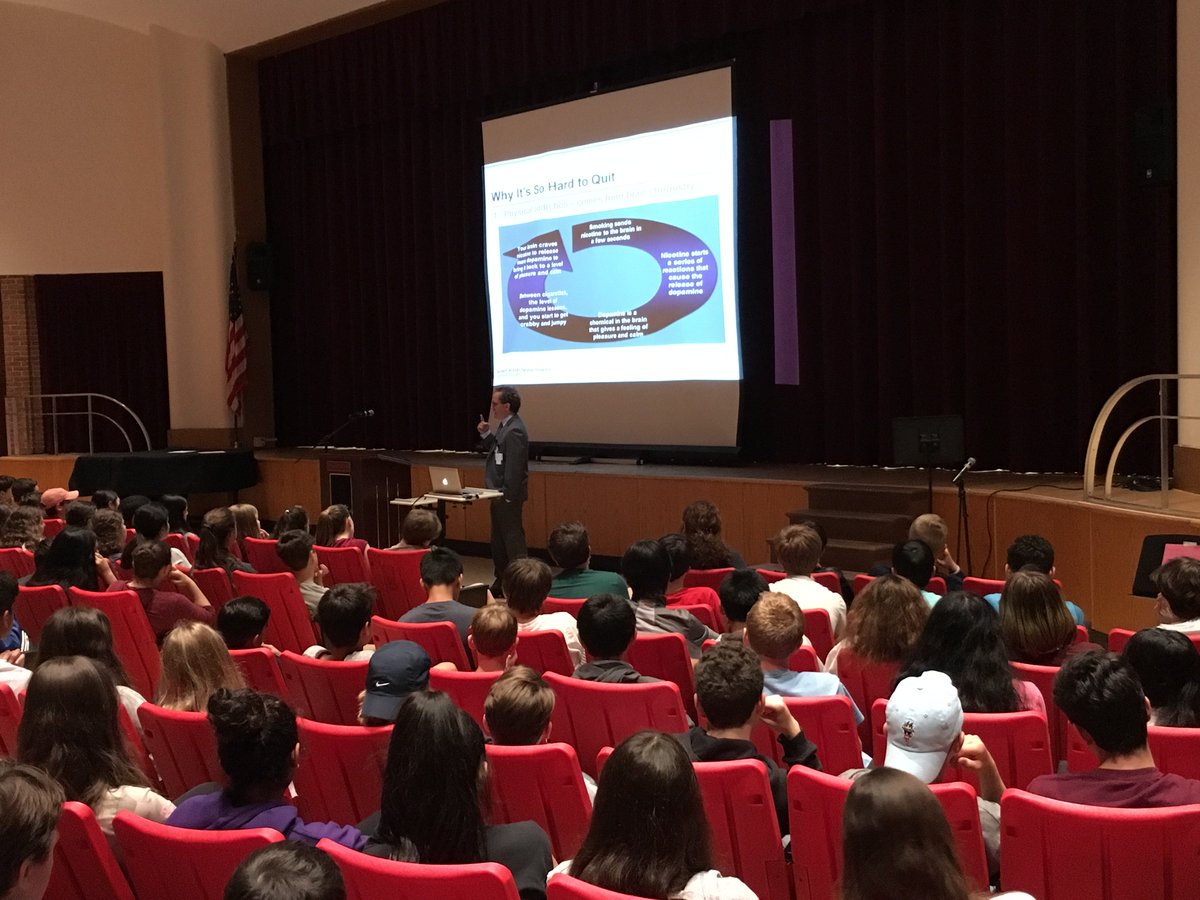 HealthinMiddle's tweet photo. Thank you to Dr. Stumacher for an excellent 8th grade presentation "Juuls, Vaping and Your Health." #scarsdalemspride https://t.co/CWfaGUtQJ3