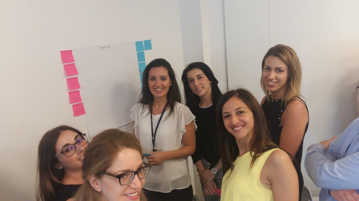 RobyBPlus's tweet photo. #Accenturepeople #Accenturemoments 
Be a truly human leader... design thinking time 😎 https://t.co/tQiArApTUz