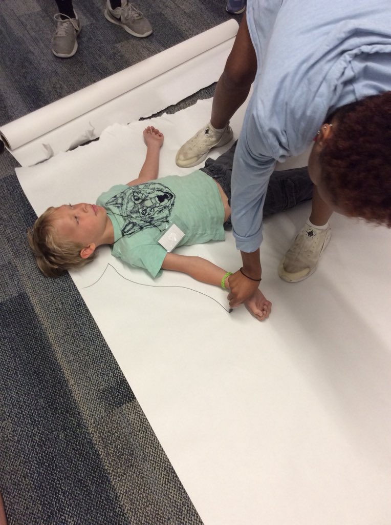 noyceinternsXU's tweet photo. Learning about the human body🧠👤👁 #3rdand4thgrade https://t.co/6xziyIIGtM