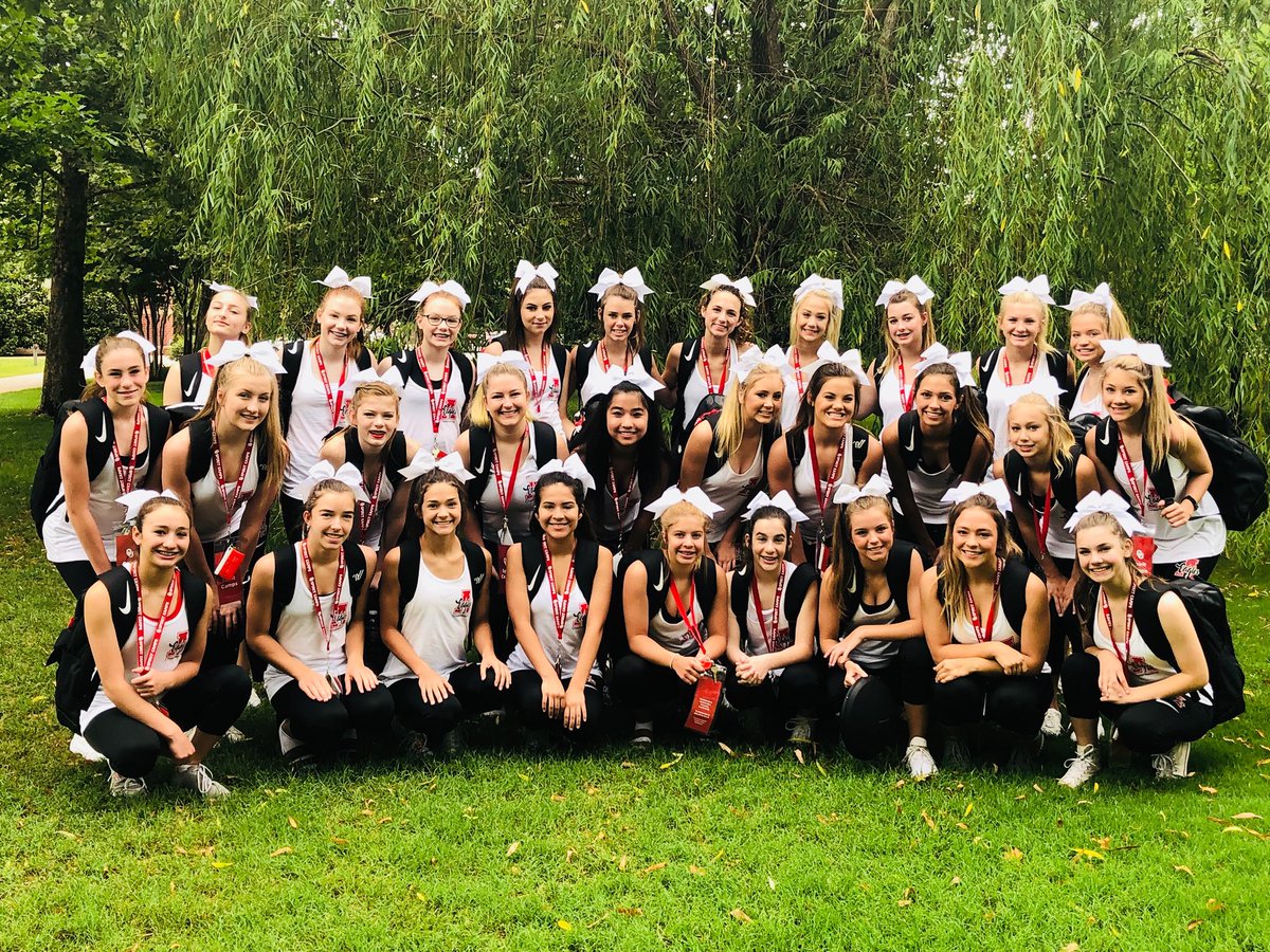ArgyleCheer's tweet photo. OU speed camp day 2!! #argylecheer #WeAreArgyle #GoEagles https://t.co/ZpEaBSjfk8