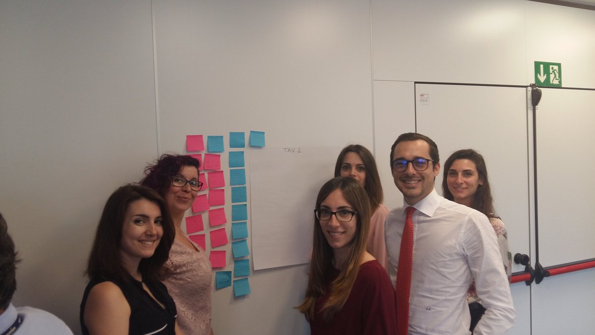 RobyBPlus's tweet photo. #Accenturepeople #Accenturemoments 
Be a truly human leader... design thinking session 😎
@Accentureitalia https://t.co/NfyPj8kcaY