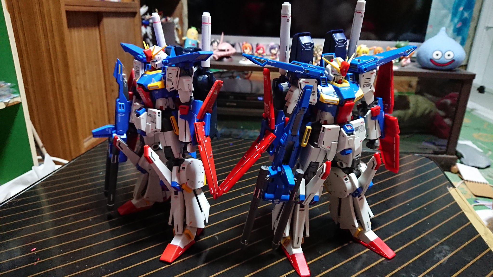 カズ Auf Twitter Mg強化型zzガンダムver Ka完成 通常zzと並べてもパッと見違いがわからないけど 一番大きな違いは成型色が違います ガンプラの画像を貼るとrtされると聞いて ガンプラ カズ Auf Twitter Mg強化型zzガンダムver Ka完成 通常zzと並べてもパッと見違いがわからないけど 一番大きな違いは成型色が違います ガンプラの画像を貼るとrtされると聞いて ガンプラ