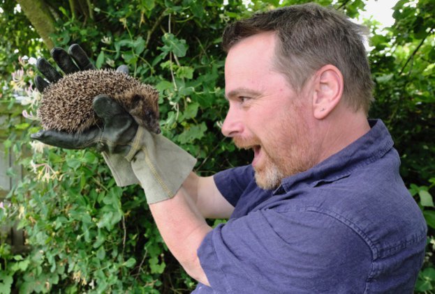 WildlifeMag's tweet photo. How to save Oxfordshire’s #hedgehogs

@hedgehoghugh is launching a new project called #HedgeOX: https://t.co/RtX4s6Jmir  
📷 @cameraZoe https://t.co/u2EO5tOrwQ