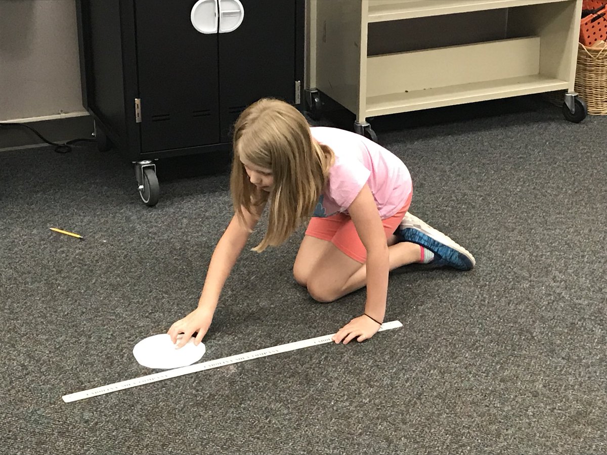 Lamannawizards's tweet photo. MATH Olympics today !! Comparing estimates with actual measurements .
@krbiles @PleasantUnionYR https://t.co/Swshn0H1UH