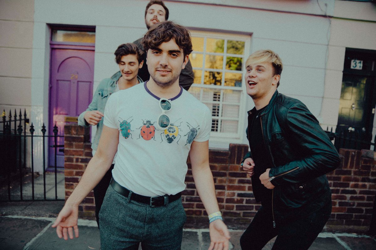 Here's us as chickens. We've updated our 'Indie Soup' playlist on <a href="/Spotify/">Spotify</a> for your listening pleasure 👇 

spoti.fi/2qPo77m

📸: <a href="/emmaviolalilja/">Emma Viola Lilja</a>