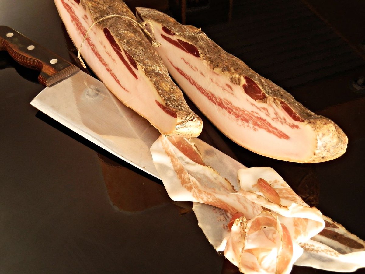 FieraCucinare's tweet image. Non solo pesce a Easy Fish!

Tra gli espositori che parteciperanno a #EasyFish2018 c'è la Macelleria Mio, che si occupa della produzione di carni ed insaccati dalle migliori fonti animali Italiane ed Europee.
#easyfish #cucina #lignano #fvg #showcooking #ricette #carne