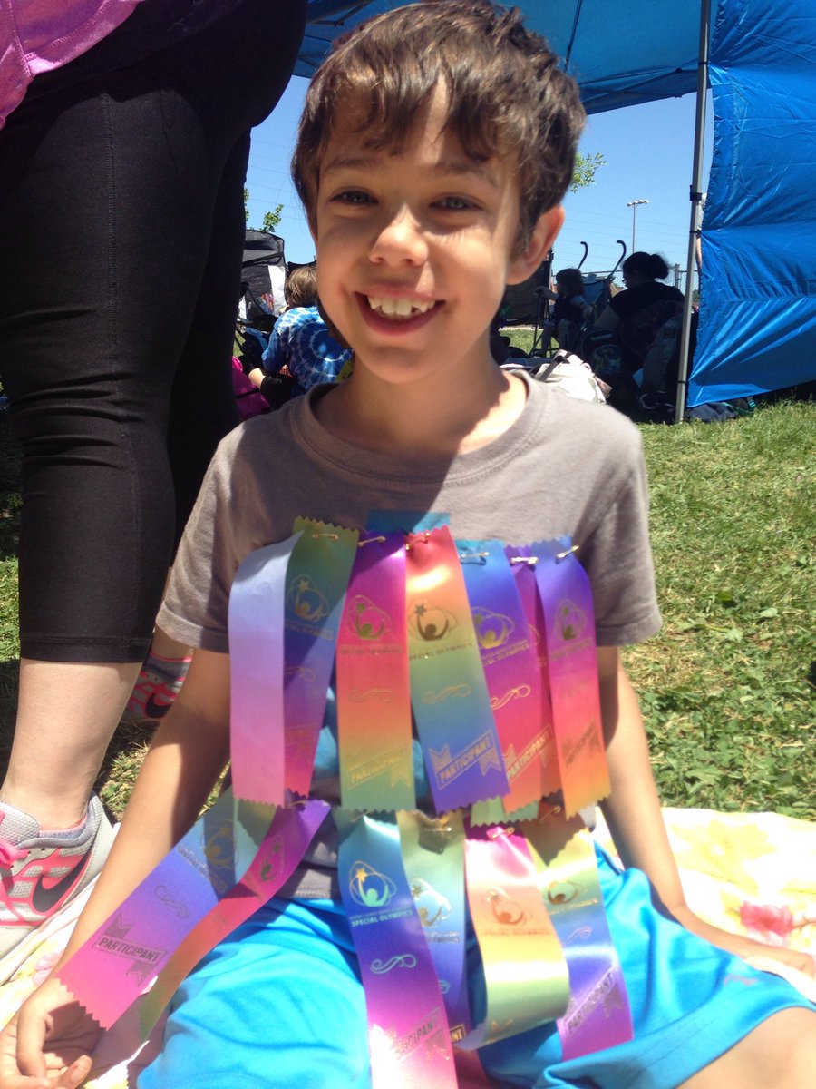 shauser2017's tweet photo. Darrius has so much fun at the Special Olympics yesterday!    🙌🏻🤩🏅☀️⭐️ ⁦@htubman2015⁩ ⁦@dsbn⁩ https://t.co/C469wDK353