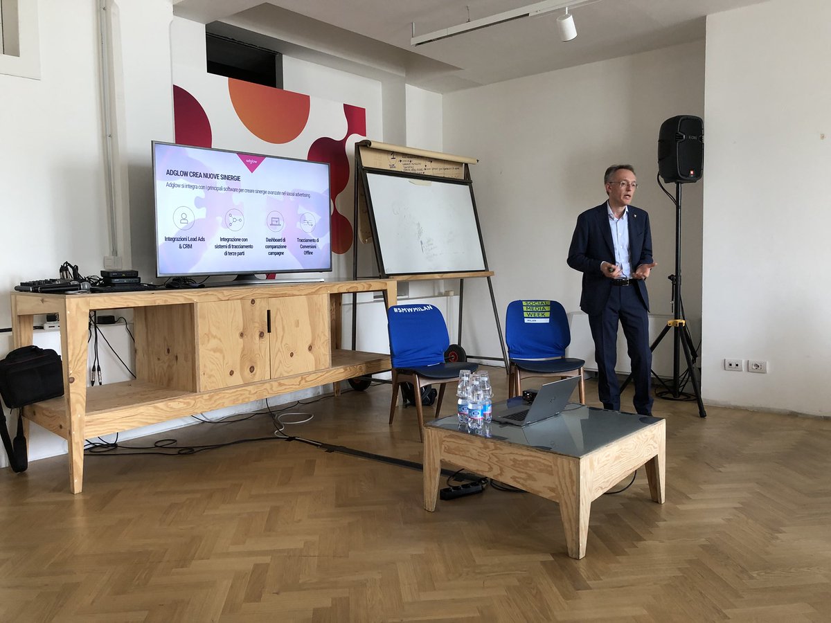 SMWmilan's tweet photo. Facebook è un’opportunità per l’e-commerce? Ce ne parla @MaurizioBoneschi di @Adglow
#smwmilan #adglow #easycoop #grocery https://t.co/0Q9UnbzLPH