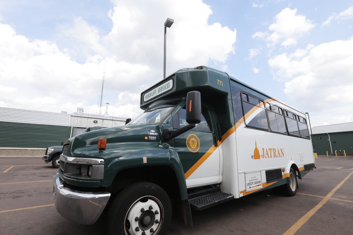 JxnFreePress's tweet photo. Officials in the City of Jackson are taking steps to revive a crumbling bus system with a series of new purchases and a multi-million-dollar grant application. #JATRAN #JXN #JXNCouncil #ADA https://t.co/EhADumhXYu https://t.co/42weg3TLto