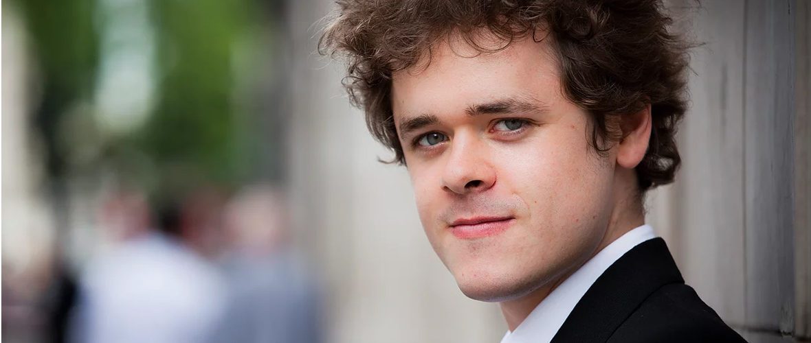 mulhouse's tweet photo. #Mendelssohn & #Beethoven sont au programme du dernier concert symphonique de la saison de l'Orchestre #symphonique de #Mulhouse les 21 et 23 juin, avec @grosvenorpiano & #PascalContet en invités exceptionnels ! https://t.co/BYjkrvN0RW https://t.co/fzgjJRZZDg