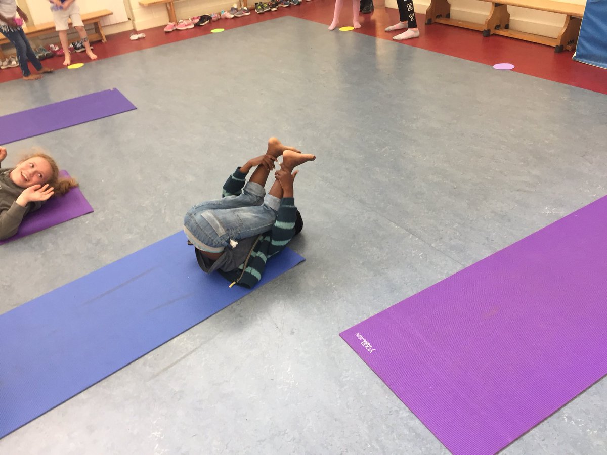GetnsjiInfants's tweet photo. No better way to start the day #mindfulschool #yoga https://t.co/DborMWR6yP